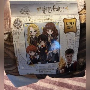Harry Potter Chibi Harry & Friends Throw